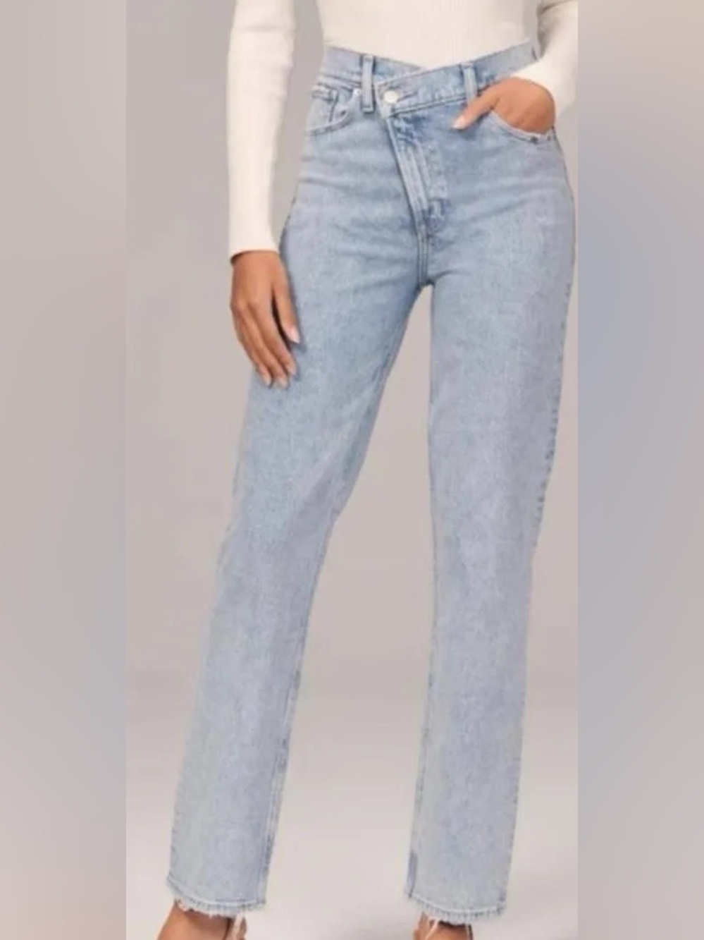 NEW Abercrombie Fitch 90s Straight Ultra High Rise Jeans Crossover 29 8 L